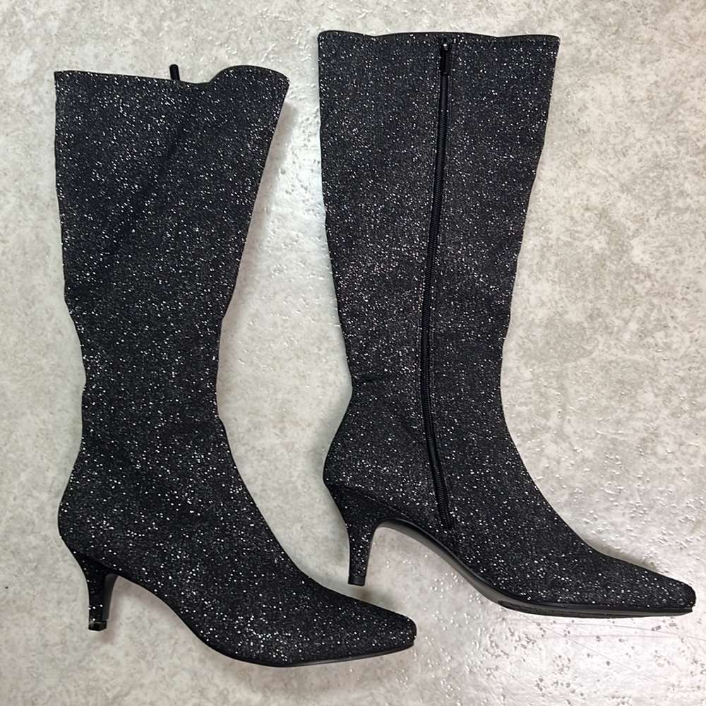 Boots - Picture 2 of 2